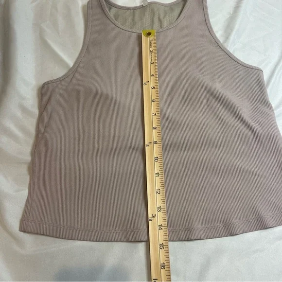 Vuori Women's Ribbed Crop Tank Top in Light Taupe - Picture 9 of 9